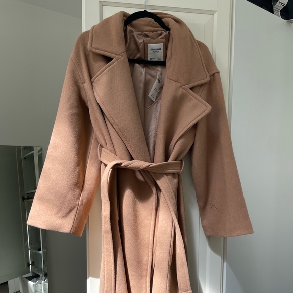 Tan belted wool blend jacket never worn - Picture 2 of 4
